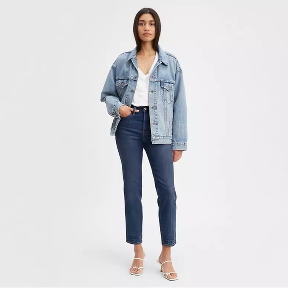 NWT Levi’s (women’s) - Picture 2 of 5